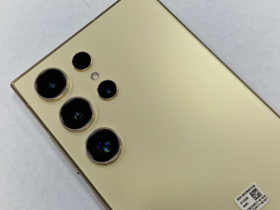 Samsung Galaxy S24 ULTRA/ 12GB/ 512GB/ Titanium Yellow/ Grade A + łado