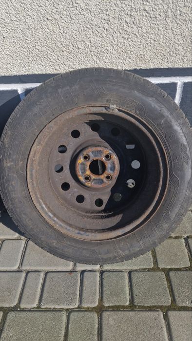 Всесезонна резина Kleber 165/70/R14 на стальних дисках R14
