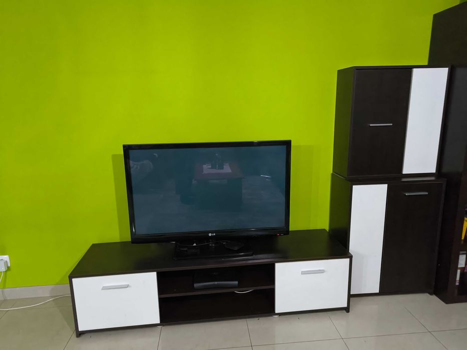 Móvel TV preto e branco