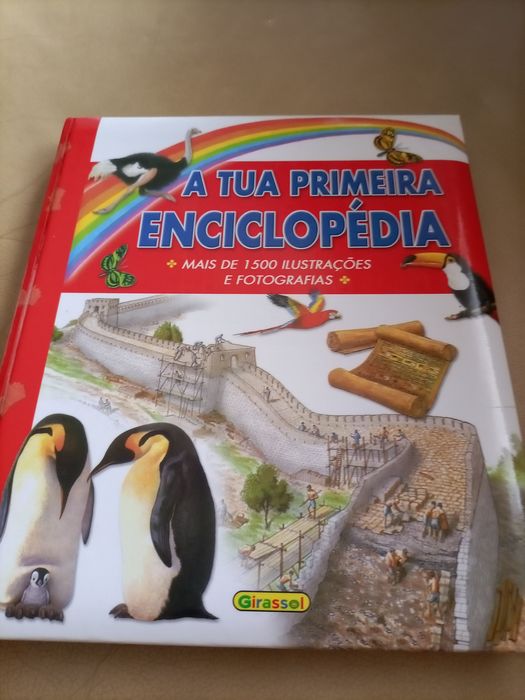Livro "A tua Primeira Enciclopédia"