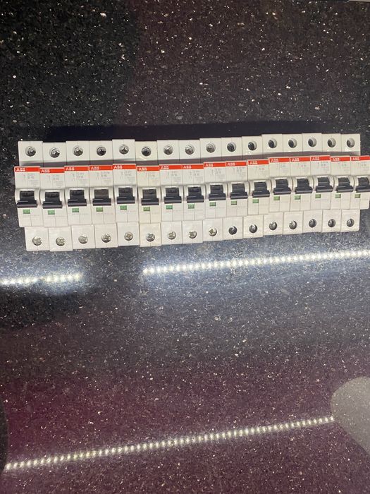 Bespieczniki jednofazowe B16 ABB