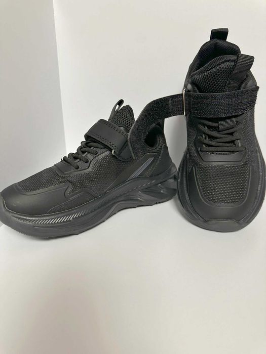 Кросівки на хлопчика від jong golf 30 - 37 чорного кольору