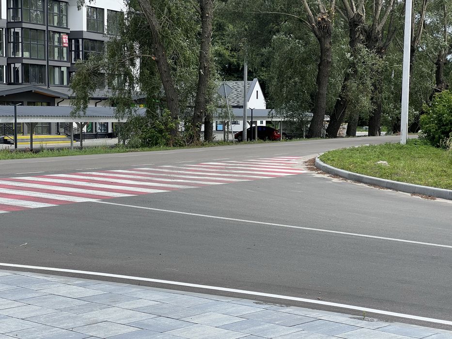 Пр зем11с Зазимье начало села возле компл парк резидент