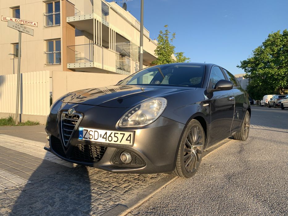 Alfa Romeo Giulietta OC na caly rok 1.4 turbo pakiet QV Line T-jet lpg