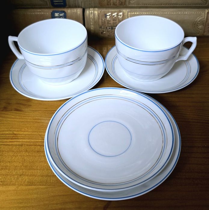 Conjunto 6 Peças Porcelana Vista Alegre (Chávenas e Pratos)