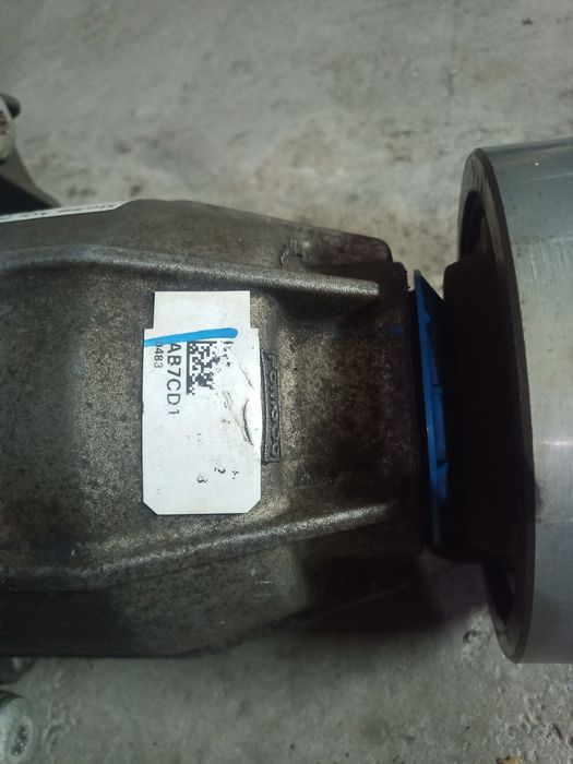 Задній редуктор FORD ESCAPE