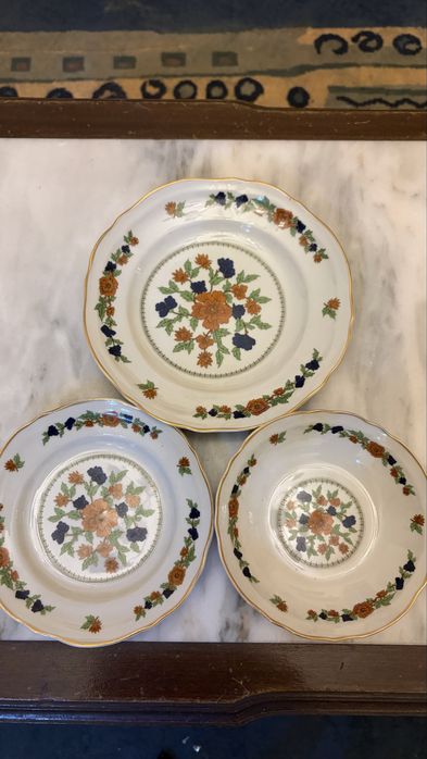 Conjunto de 4 pecas de loiça de coimbra