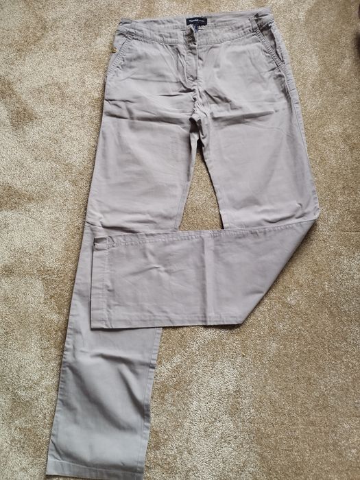 Calças estilo chino cinzentas claro Mango 36.