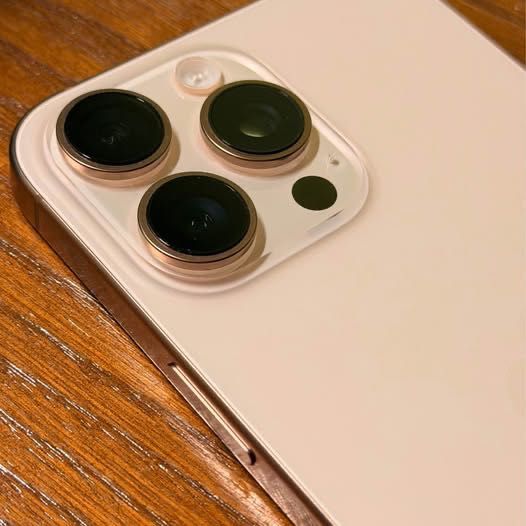 iPhone 16 Pro Max 512 GB (Titânio Deserto)