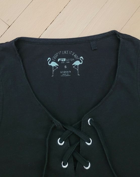 Top damski czarny koszulka crop top wiazany dekolt Rozm. S