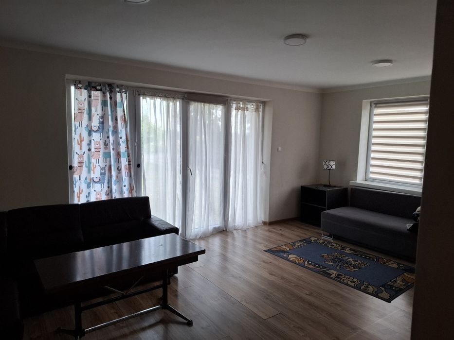 Wynajmę  duży dom tylko firma faktura wat 6.0.9.7.3.8.9.5.4