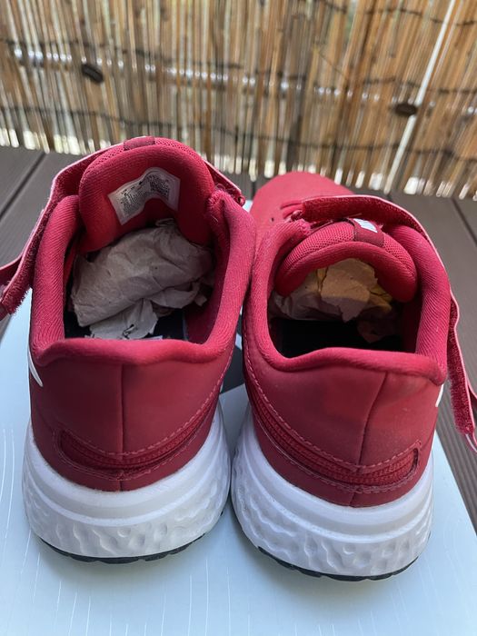Nike Revolution 5 FlyEase size:41