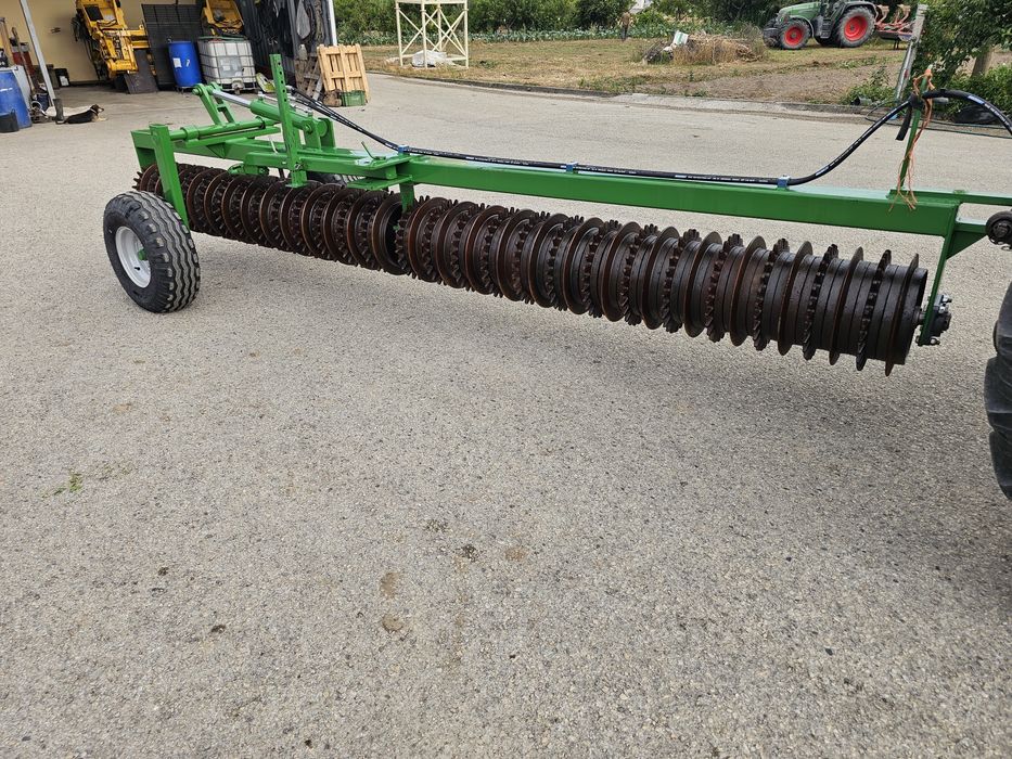 Rolo destorroador/compactador