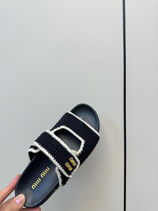 Klapki Miu Miu black