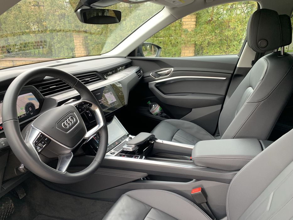 Audi Q8 E-tron Premium 114Квт