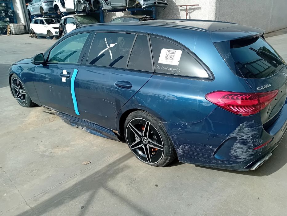 Para peças MERCEDES-BENZ Classe C Carrinha (S206)