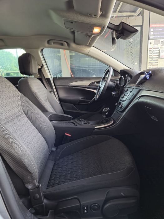 I покоління • Sports Tourer 2.0 BiTurbo CDTI МT (195 к.с.)
Джерело: ht