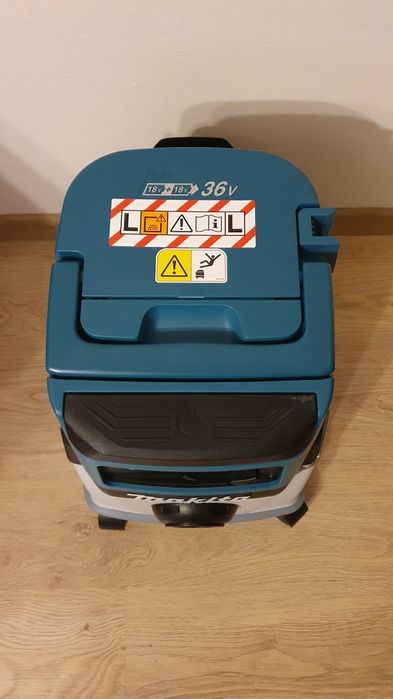 Makita akumulatorowy / sieciowy odkurzacz DVC150LZ. Nieużywany.