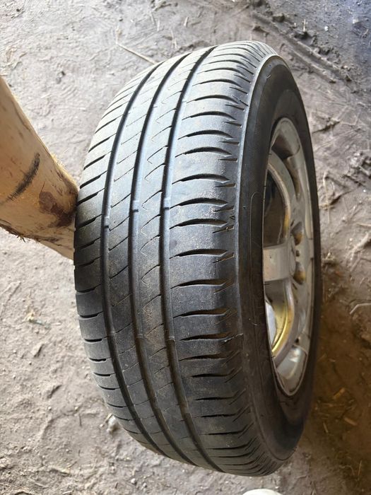 Sprzedam ALUFELGI z oponami letnimi 15