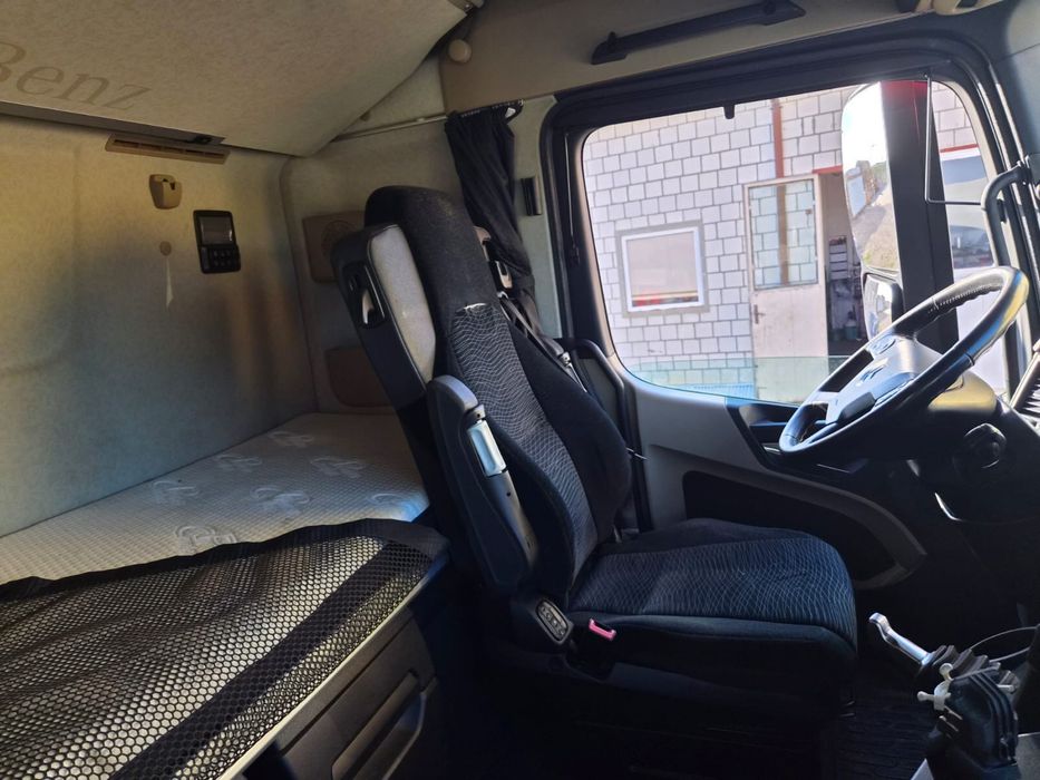 Mercedes Actros 2545 chłodnia Schmidt euro 6