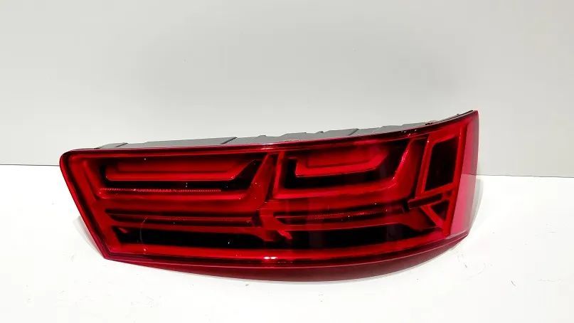 Lampa tył prawa Audi Q7 4m0 europa