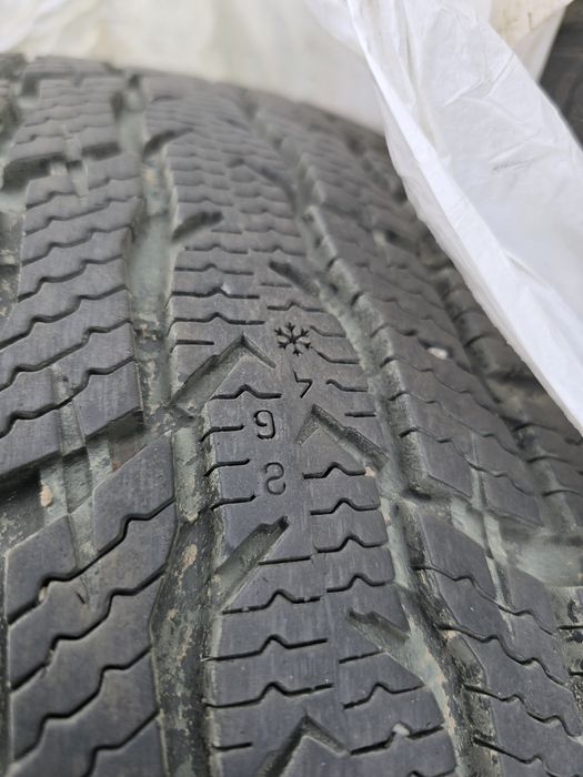 Opony nokian 195/60R16C