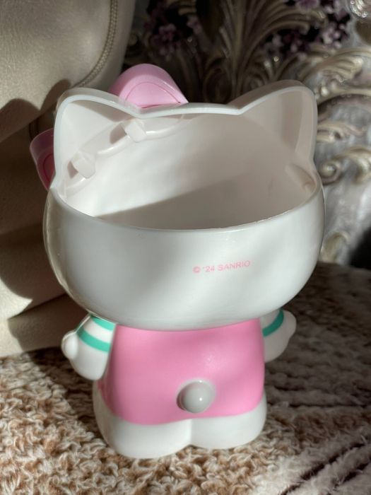 Підставка для ручок Hello Kitty Sanrio для пензликiв косметики