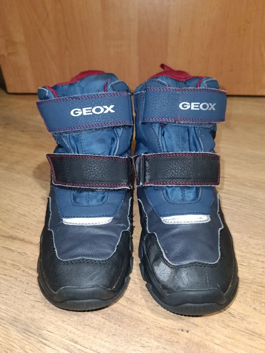 Зимові черевики Geox оригінал 39 сапожки ботинки
