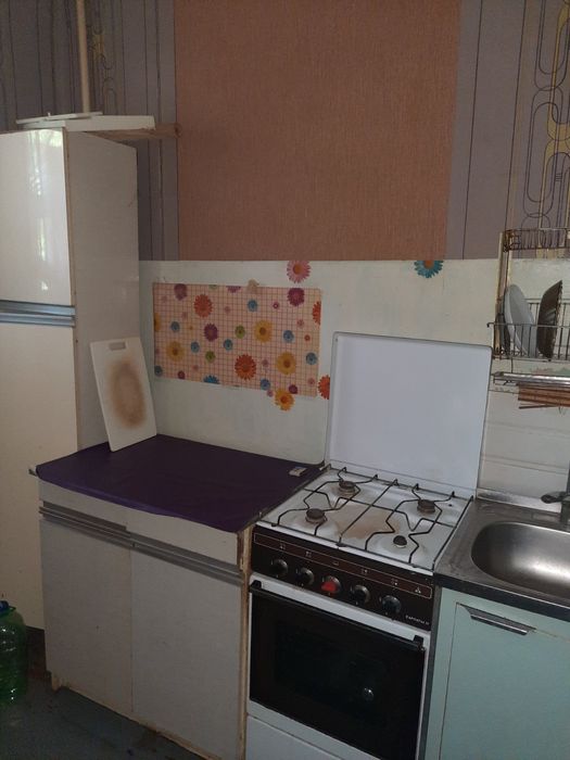 Здам квартиру на першому поверсі метро Армійська. Немишлянський район