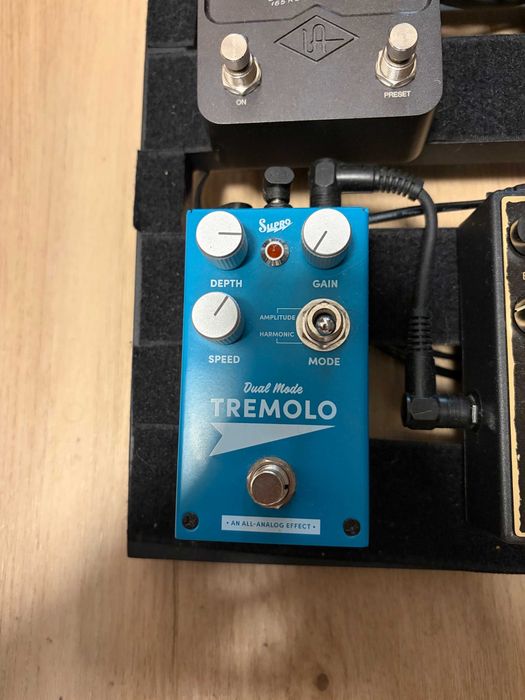 Pedal Supro Dual Mode Tremolo (Com Caixa Original)