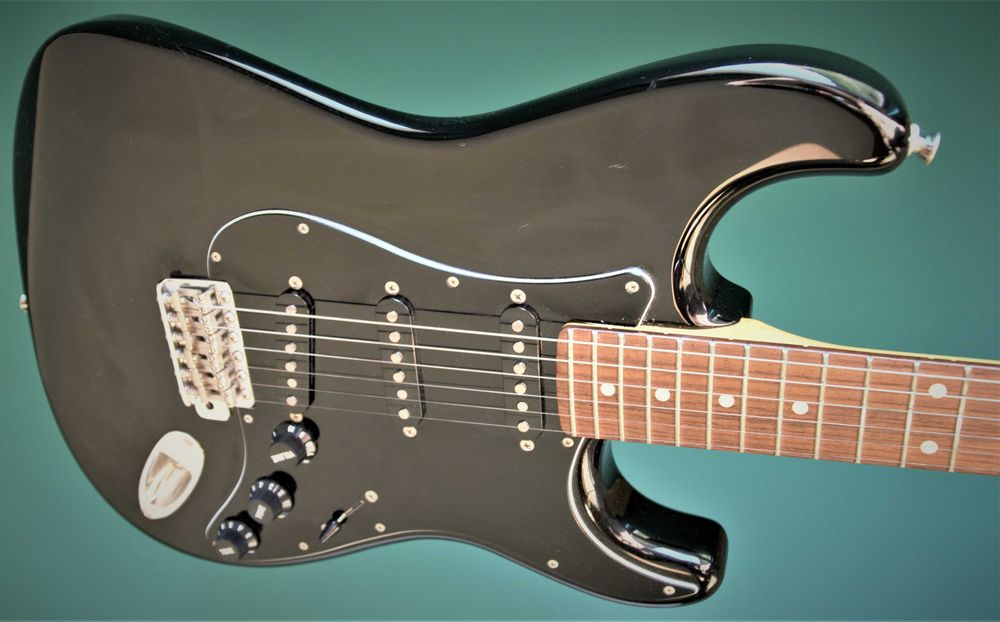 Stratocaster COOLZ ZST-V made in japan 2017