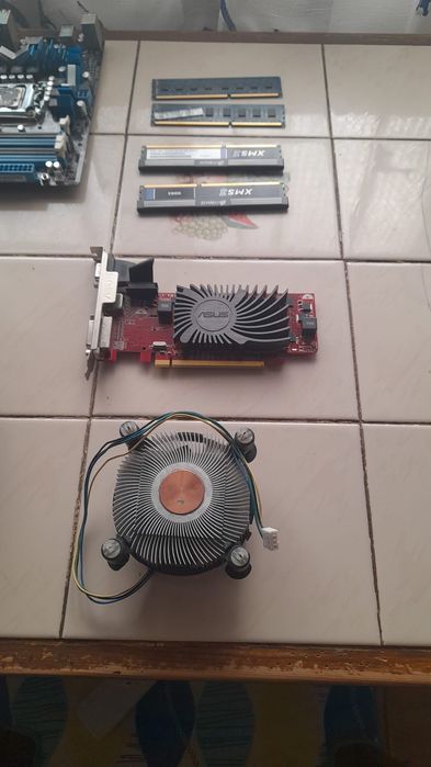 Vendo peças para torres a funcionar bem sem problemas nenhum