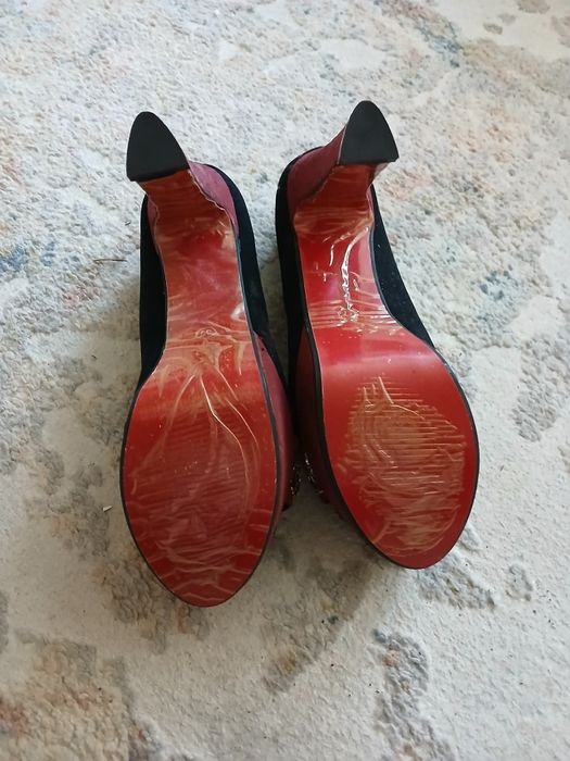 Buty na obcasie nowe r.37