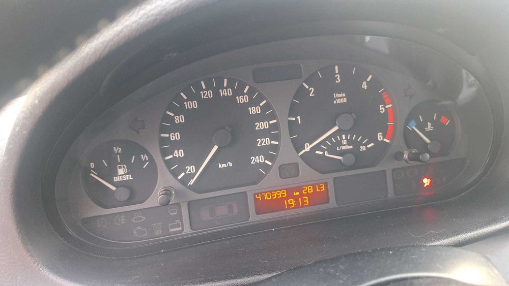 BMW 320 Diesel bom estado