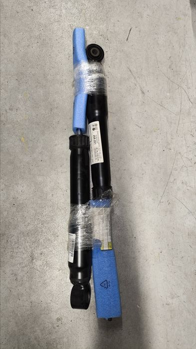 Amortyzator tył VW TOURAN nowy ORYGINAŁ !!