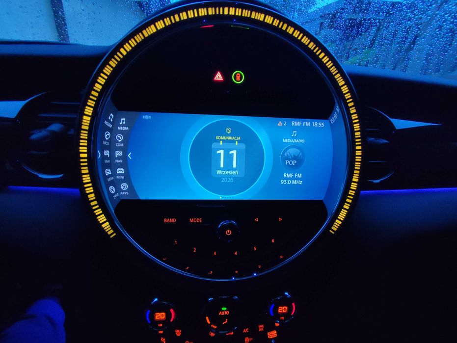 Samochód MINI Cooper JCW