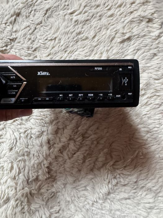 Radio samochodowe xblitz RF200