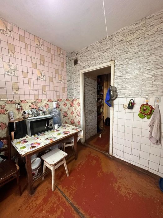 Продам 2-кімнатну квартиру на Лівому берегу