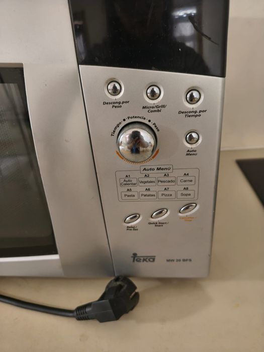 Microondas marca Teka