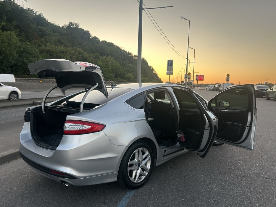 Ford Fusion 2016