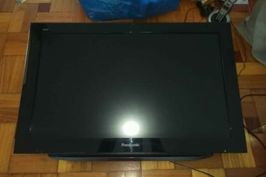 LCD + Wall Mount64285904351489120