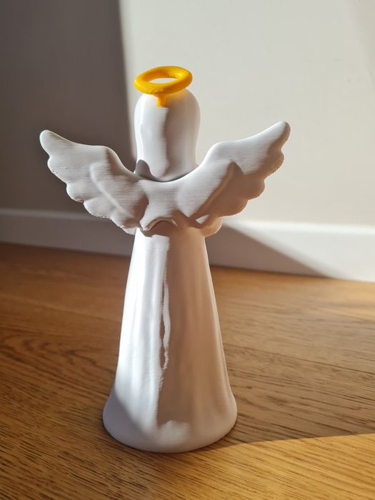 Ангелик.        .