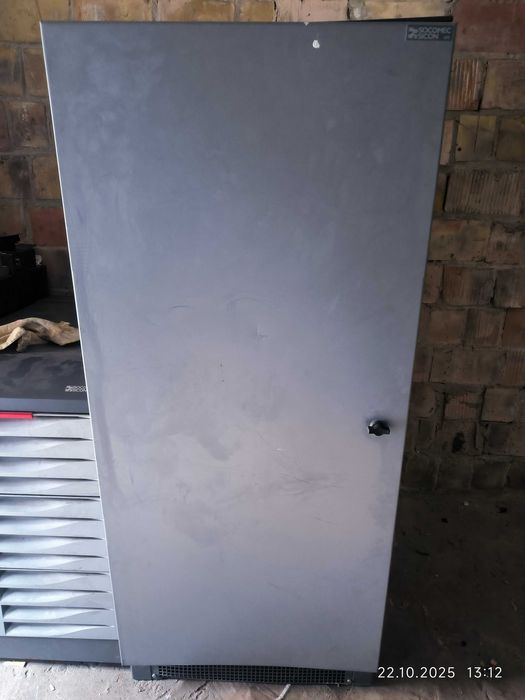 Шафа під акумулятори Socomec