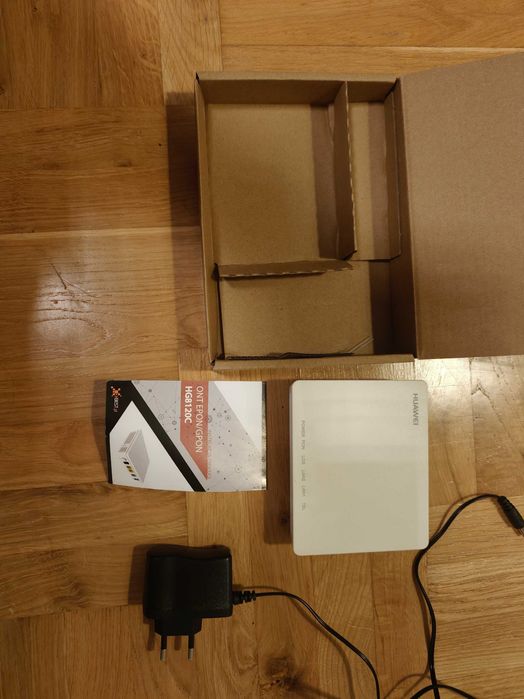 Terminal Światłowodowy ONT Huawei HG8120C | Komplet