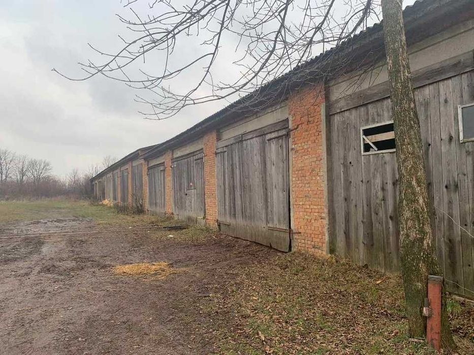 Будівля тракторної бригади