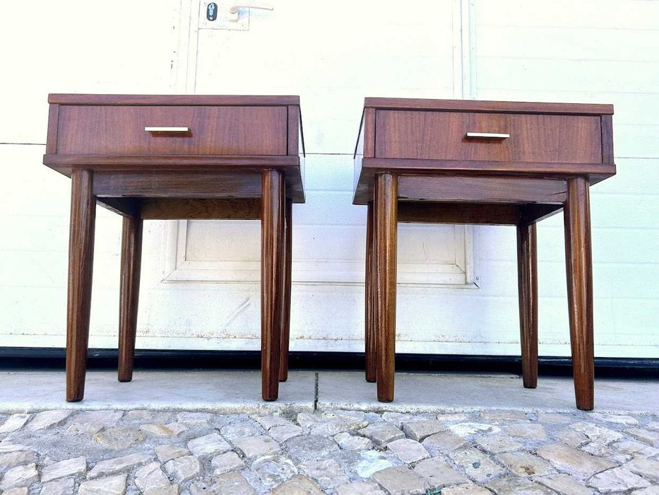 Mesa olaio vintage + 48comp x 34prof x 58alt.