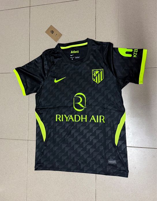 T-sirts de todos os clubes disponiveis