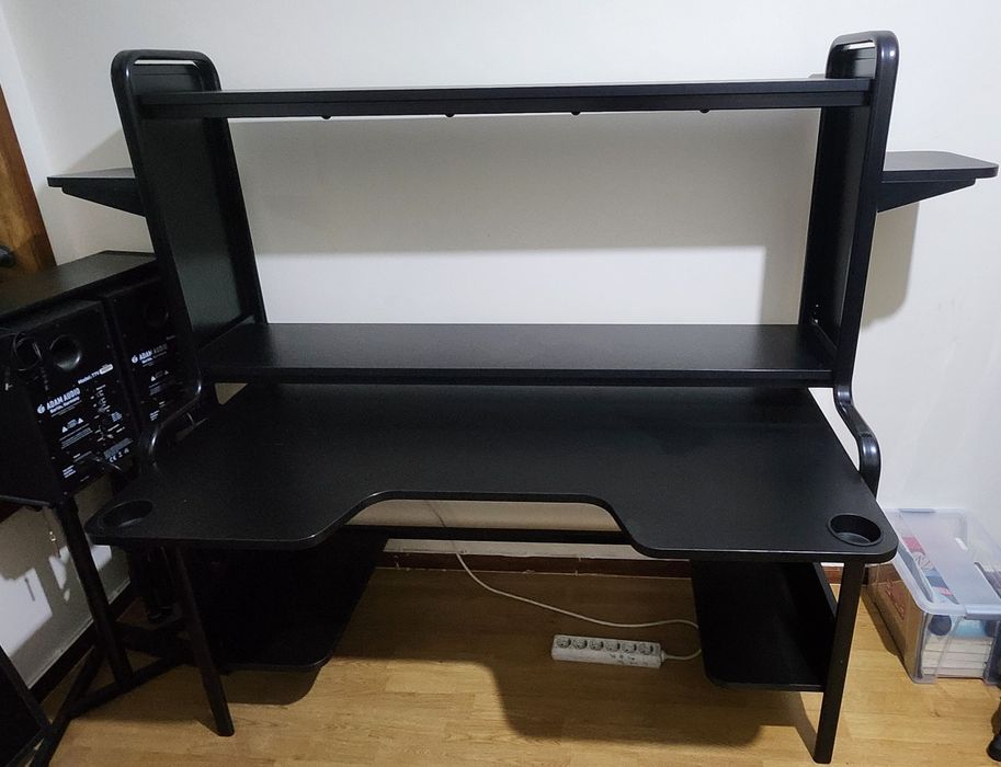 Secretária FREDDE ikea