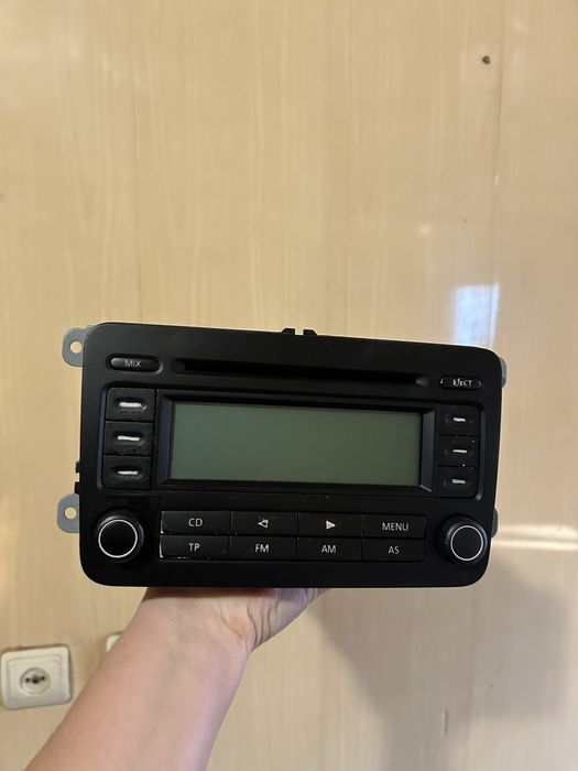 Магнитола от VW GOLF mk5