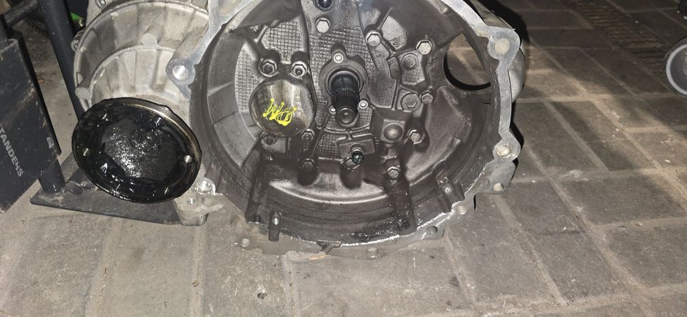 Caixa velocidades 6 ref  RSW Audi A3 1.6TDi